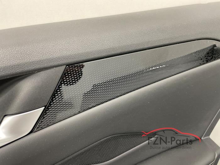 VW Tiguan 571 R-Line Interieur Leer met deurpanelen