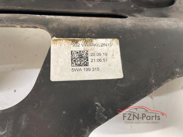 VW Golf 8 Subframe voorzijde met stabillisatorstang