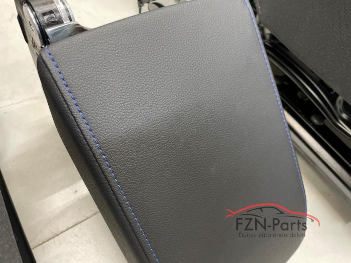 VW Golf 8 R Interieur Leer Carbon