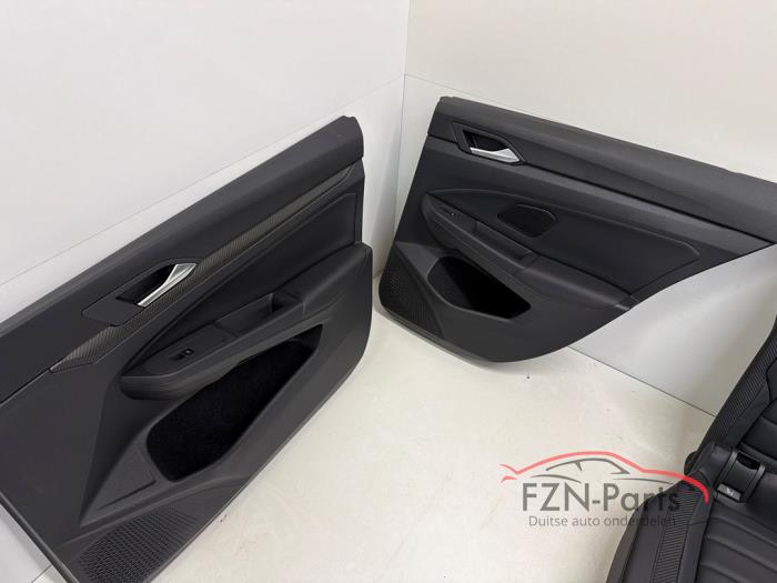 VW Golf 8 R Interieur Leer Carbon