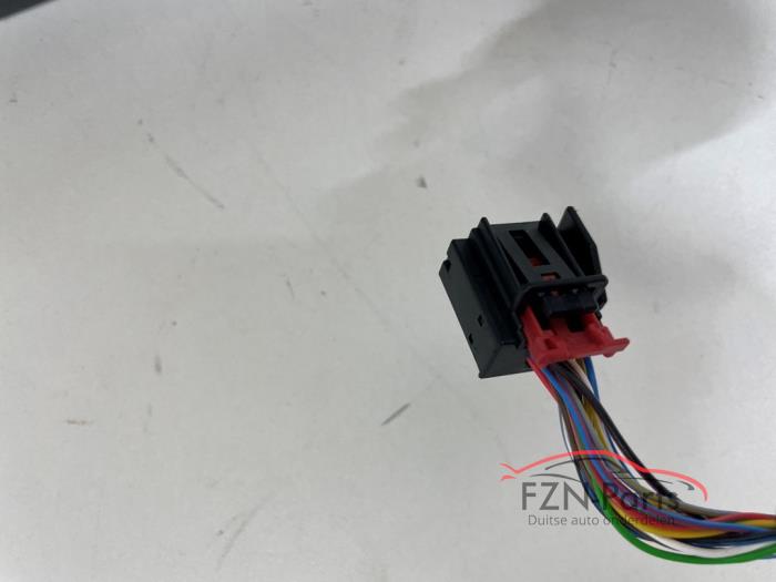 VW Tiguan 571 Zij, Buitenspiegel Rechts Side-Assist LO41