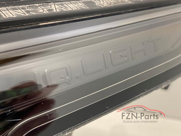 VW Golf 8 Koplamp Links IQ Light