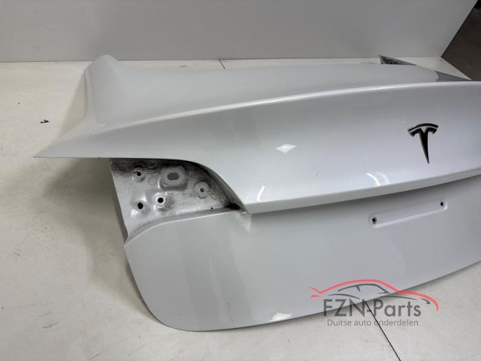 Tesla Model 3 Achterklep