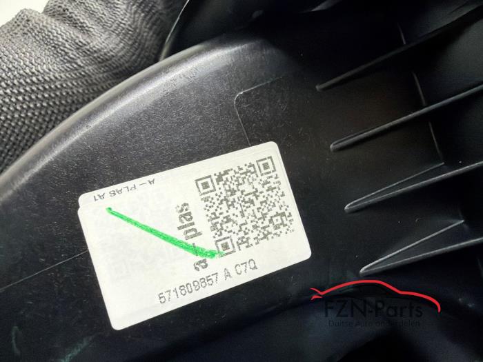 VW Tiguan 571 tankklep LC7Q