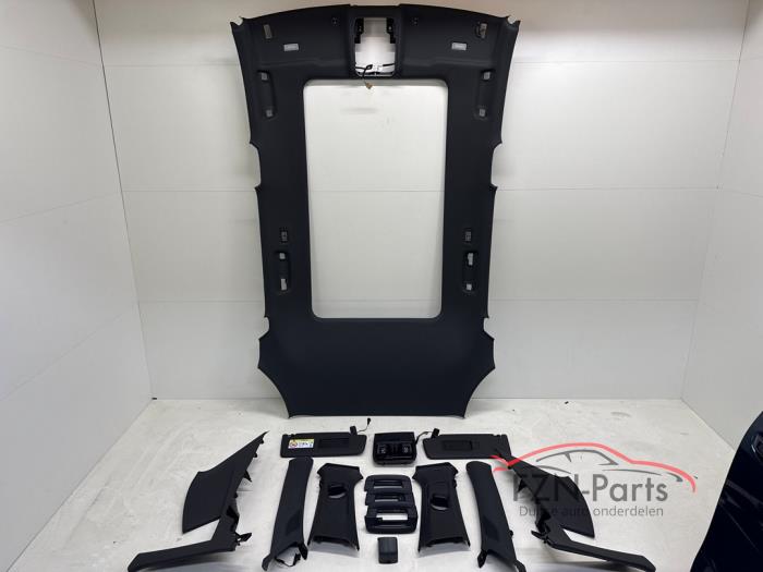 VW Tiguan 571 Hemel+Hemeldelen Zwart Compleet Pano