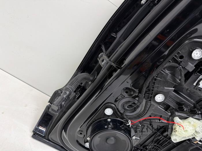 VW Tiguan 571 portier Rechts-achter LC9X