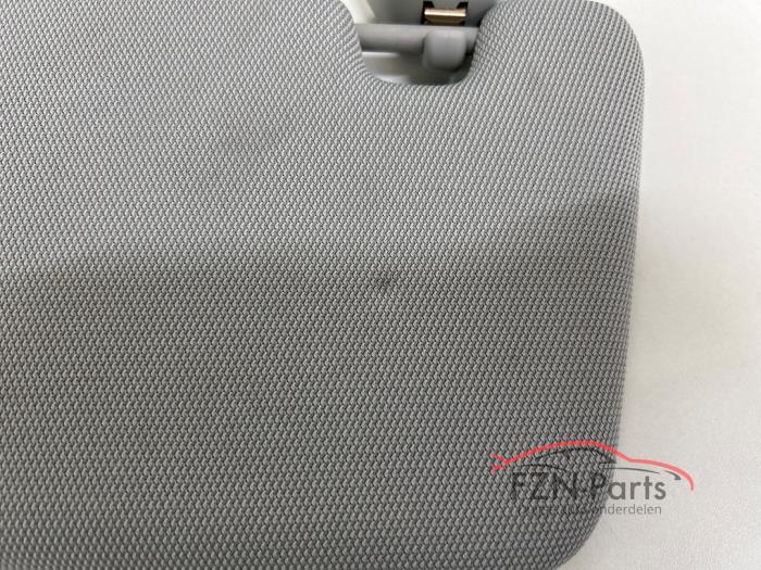 Audi E-Tron 4KE Zonneklep Links Grijs