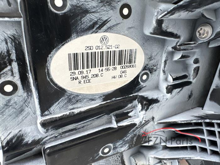 VW Tiguan 5NA Achterlicht Rechts LED Smoke Rechts-buiten