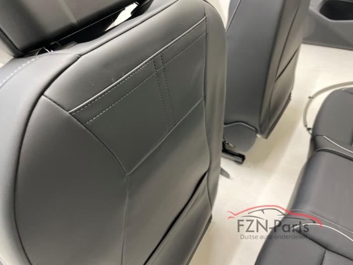 VW Tiguan 571 Interieur Leer met deurpanelen Harman kardon