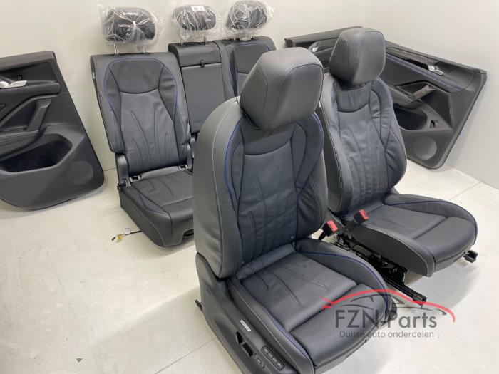 VW Tiguan 571 R-Line Interieur Leer met deurpanelen