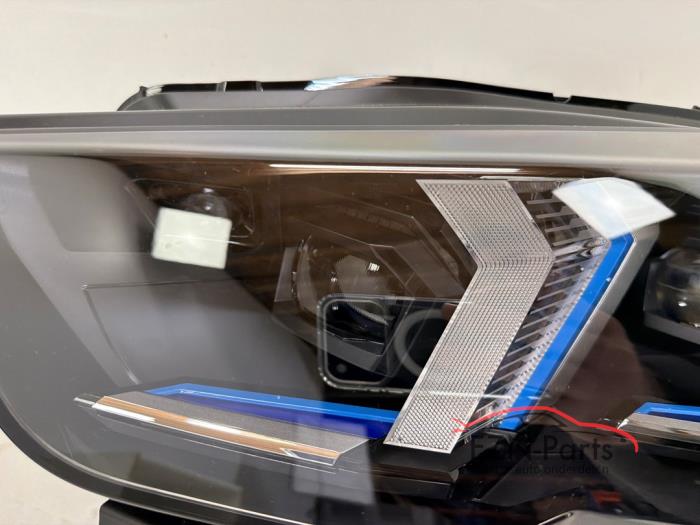 BMW X2 U10 Koplamp Links VOLLED