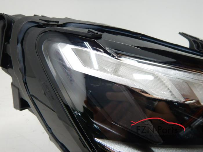 Audi A3 8Y VOLLED Koplamp Rechts