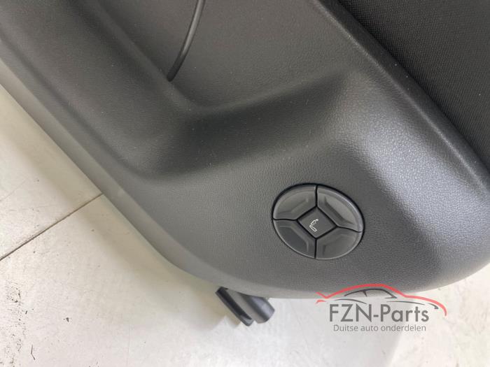 VW Tiguan 571 R-Line Interieur met deurpanelen Leer/Alcantara