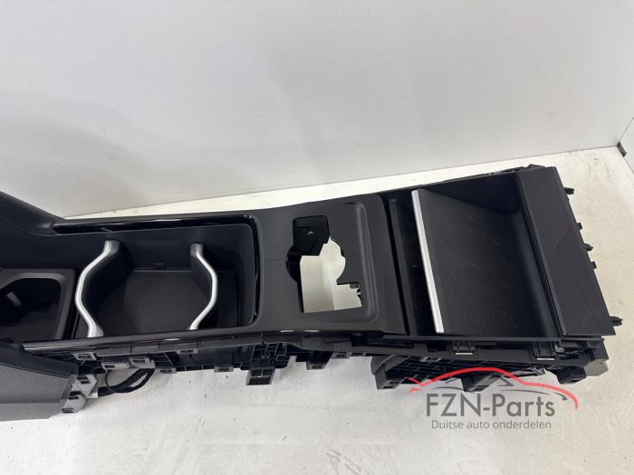 VW Tiguan 571 Middenconsole Hoogglans Zwart