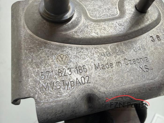 VW Tiguan 571 Vanghaak Set Motorkap