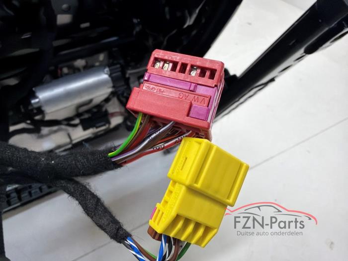 VW Golf 8 R Interieur Leer Carbon