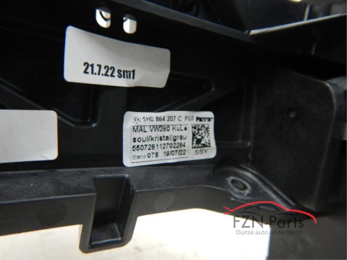 VW Golf 8 Armsteun Leer Wit Stiksel