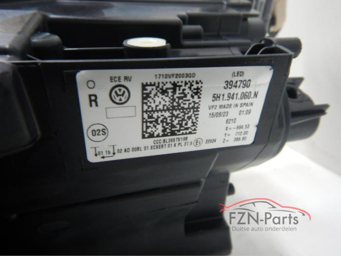 Koplampset links+rechts Volkswagen Golf (24459639)