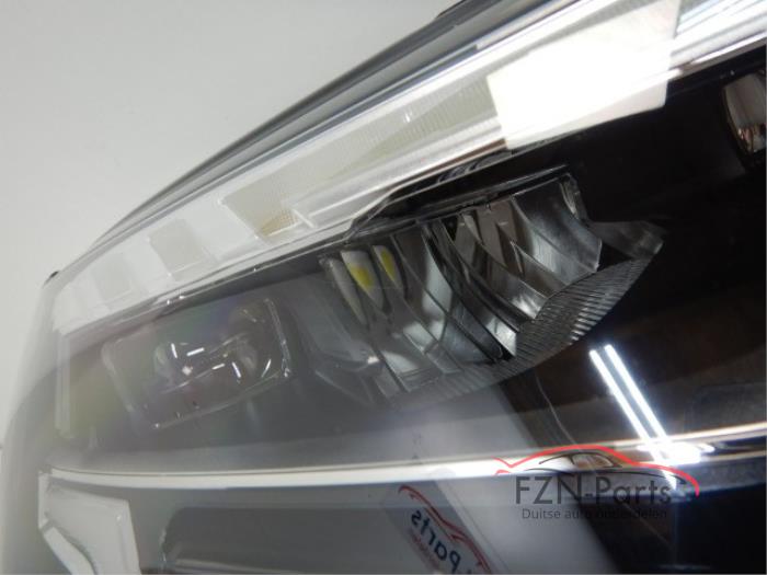 Audi A3 8Y VOLLED Koplamp Rechts