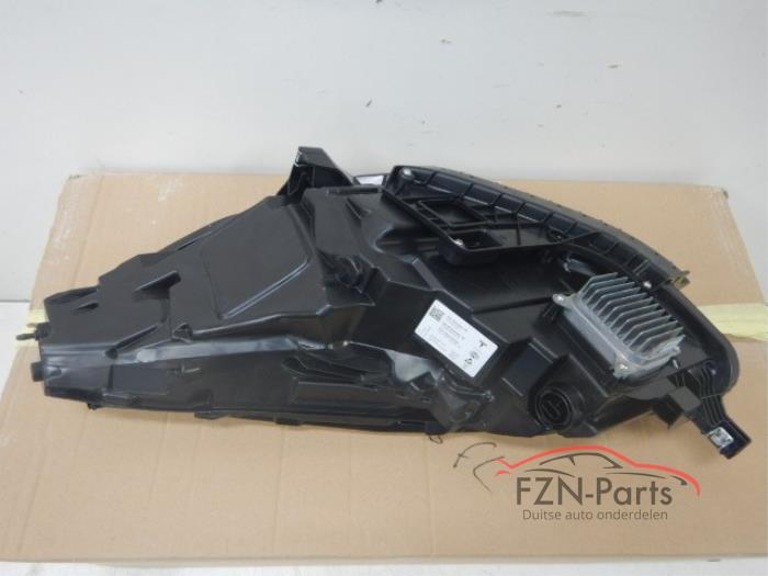 Tesla Model 3 Facelift VOLLED koplamp Rechts