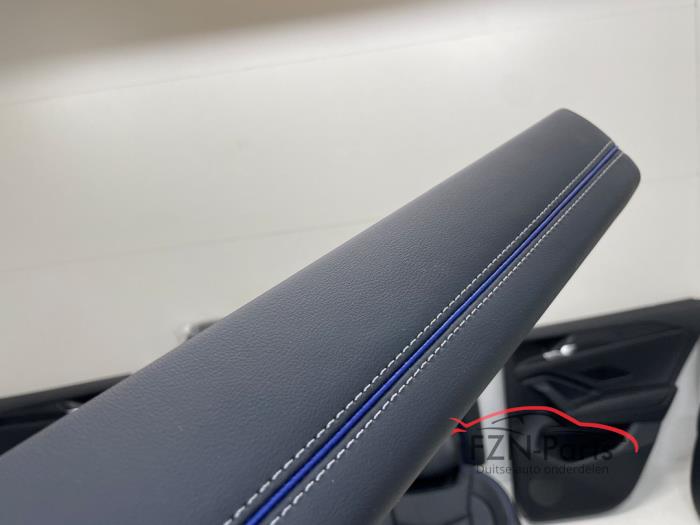 VW Tiguan 571 R-Line Interieur Leer met deurpanelen