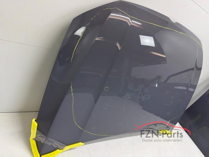 VW Golf 8 Motorkap LA7C Moonstone grey