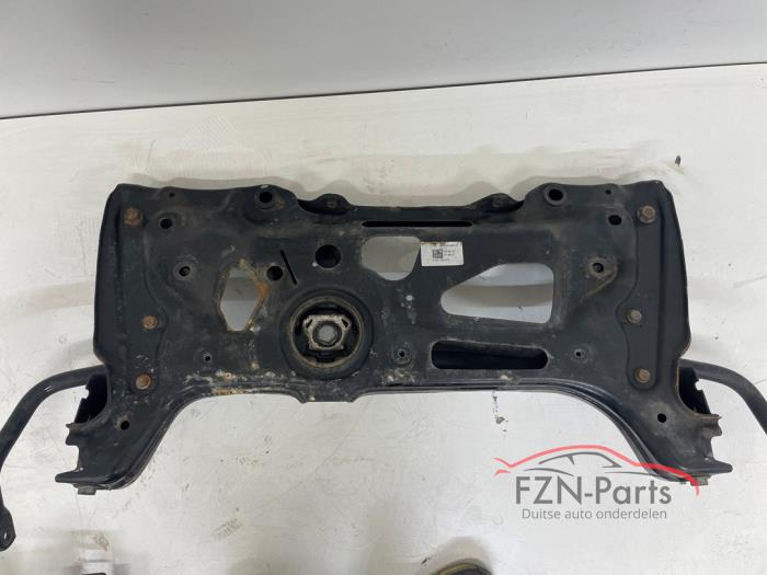 VW Golf 8 Subframe voorzijde met stabillisatorstang