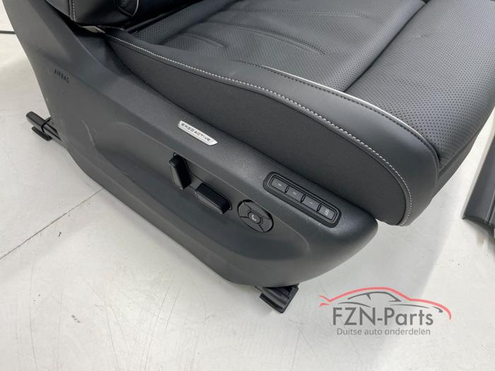 VW Tiguan 571 Interieur Leer met deurpanelen Harman kardon