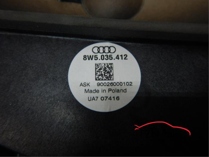 Audi A4 8W Sedan Woofer Kofferbak