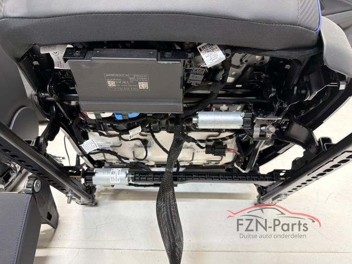 VW Golf 8 R Interieur Leer Carbon