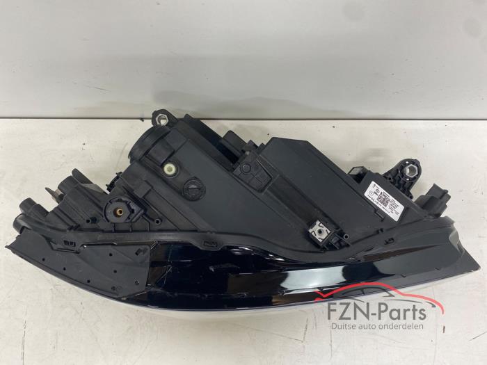 Skoda Superb IV Volled Koplamp Rechts