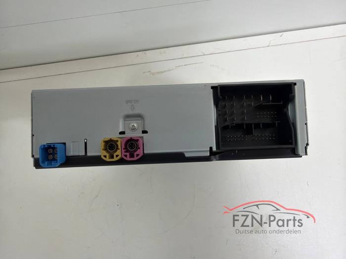 VW Tiguan 571 Navi Computer Regelunit