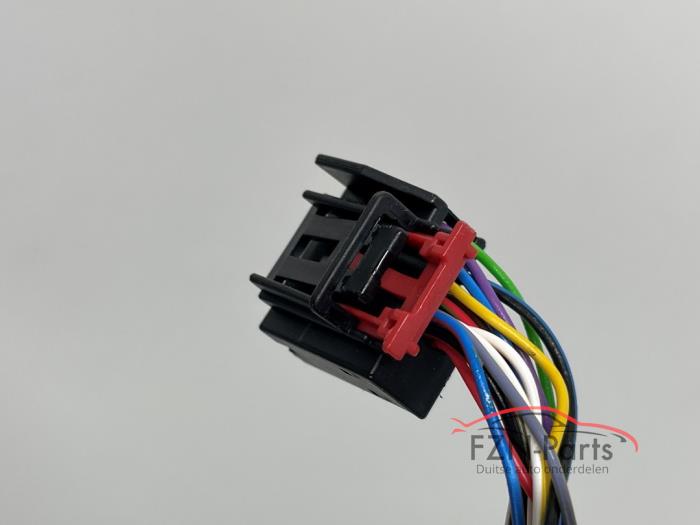 VW Tiguan 571 Zij, Buitenspiegel Links Side-Assist LO41