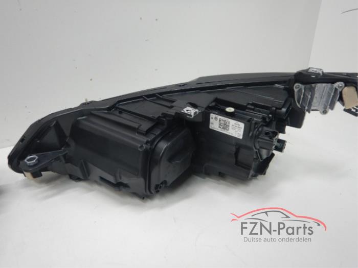 Koplampset links+rechts Volkswagen Golf (24459639)