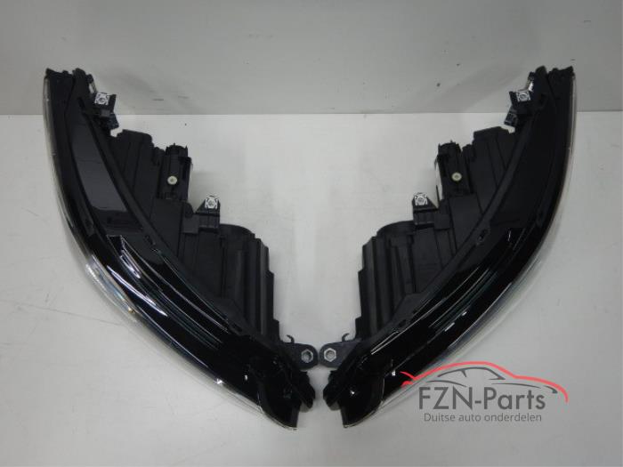 Koplampset links+rechts Volkswagen Golf (24459639)