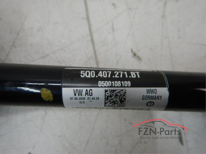 VW Golf 8 Aandrijfas Links