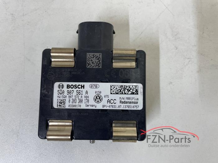 VW Golf 7 5G Radar sensor voorzijde