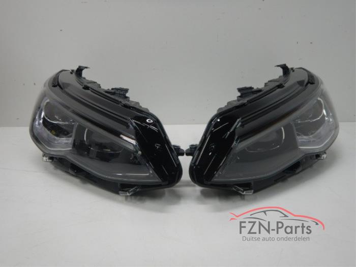 Koplampset links+rechts Volkswagen Golf (24459639)