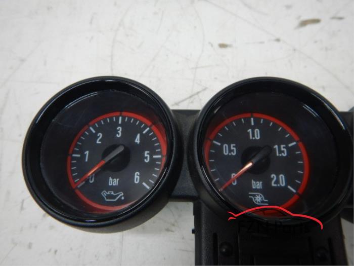Mini Cooper JCW F55 Chrono Pakket Turbo Drukmeter