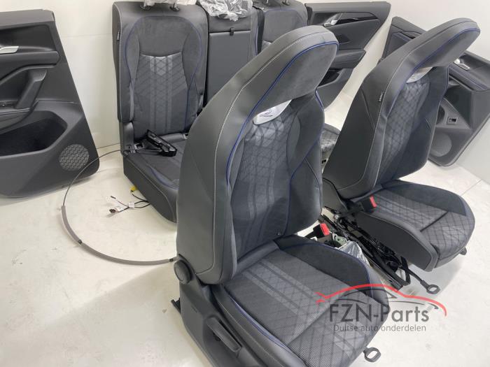 VW Tiguan 571 R-Line Interieur met deurpanelen Leer/Alcantara