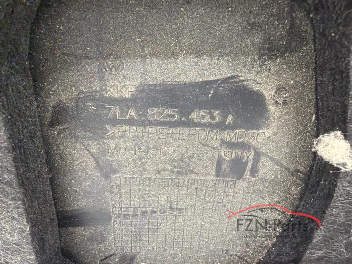 VW Transporter T6.1 2.0 TDI Bodemplaat