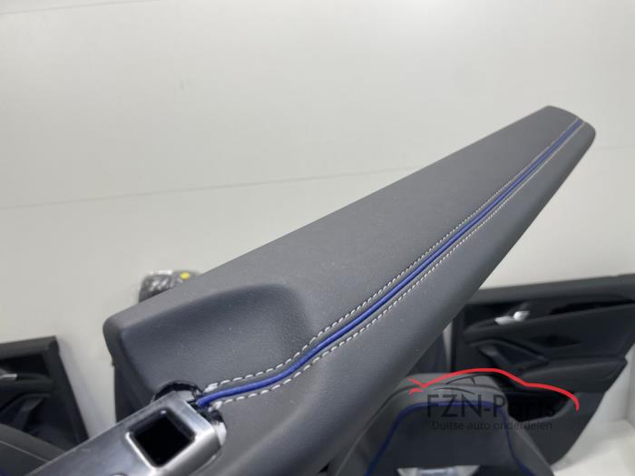 VW Tiguan 571 R-Line Interieur met deurpanelen Leer/Alcantara