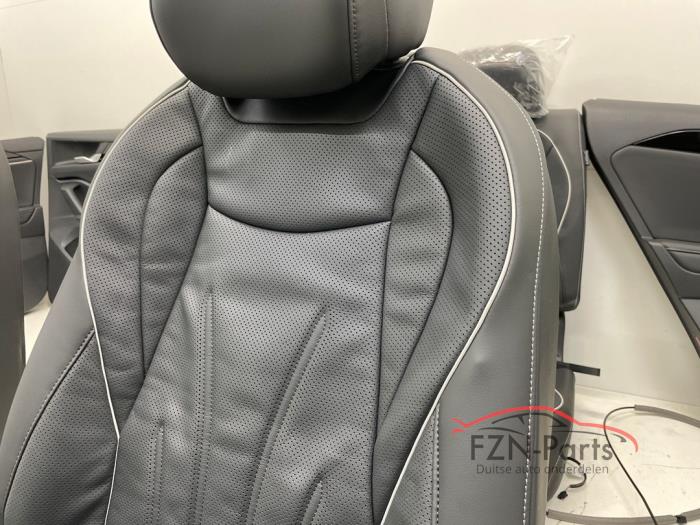 VW Tiguan 571 Interieur Leer met deurpanelen Harman kardon