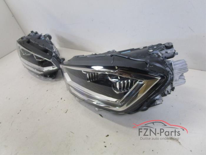 VW Golf Sportsvan Facelift VOL LED Koplampen Set L+R 59 / 60