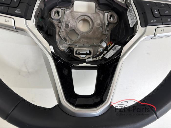 VW Golf 8 Stuur ACC+View+F1 leer