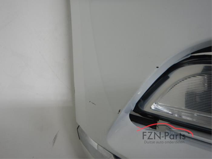 VW Passat B8 Highline Voorbumper 4PDC Mistlampen LC9A