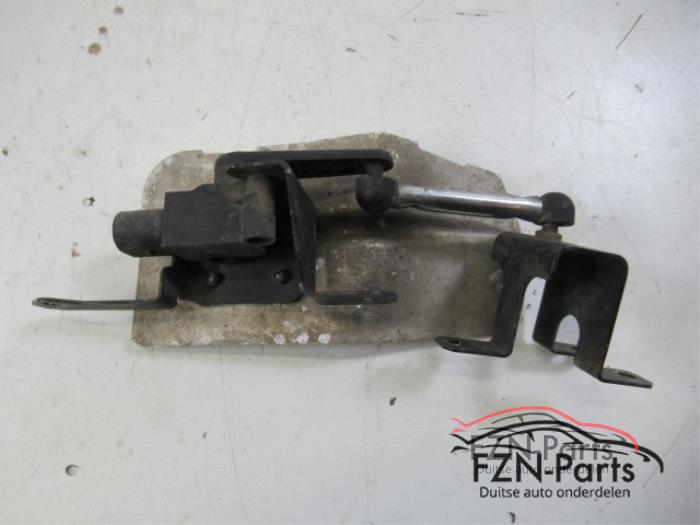 VW Passat B7 Niveausensor Koplamphoogteversteller Links-Achter