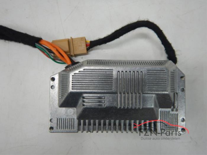 VW Golf 8 Wisselrichter Stroomomvormer 230V