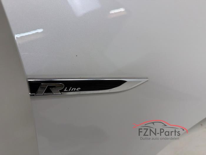 VW Golf 7 R-Line Facelift Zijscherm Spatscherm Rechts LOK1