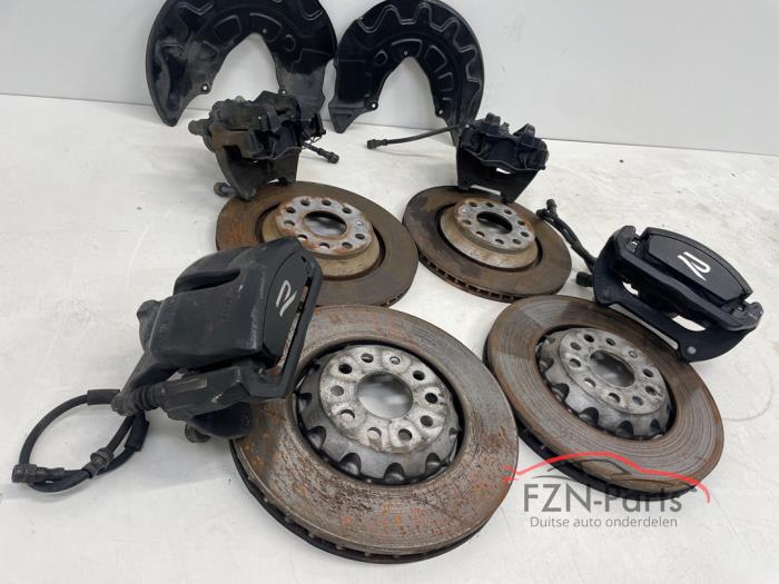 VW Golf 8 VIII R Remset Remschijven Remklauwen Remblokken 340mm